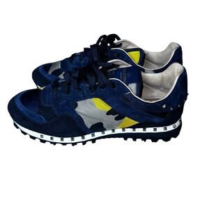 Valentino Shoes Valentino Rockstud Men's Blue Camo Sneakers Size EU 43, US 10
